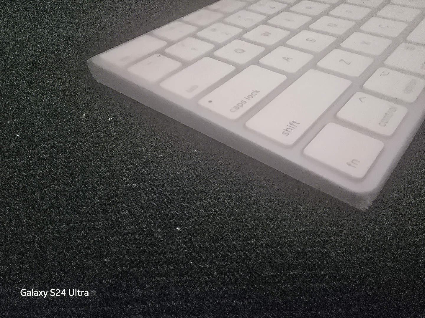 Apple Magic Keyboard - White - photo 3