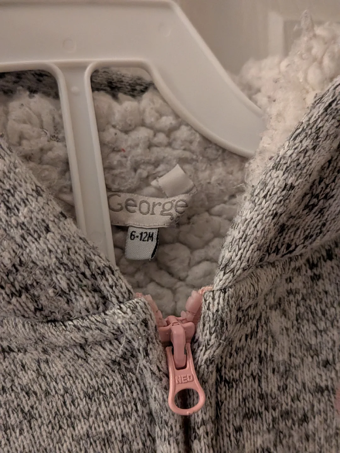 George Baby Hoodie - 6-12 Months image indicator(2)