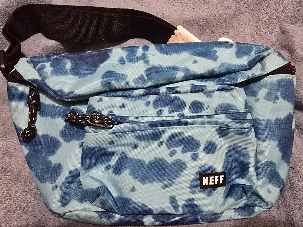 NEFF Blue Tie-Dye Sling Bag image indicator(2)