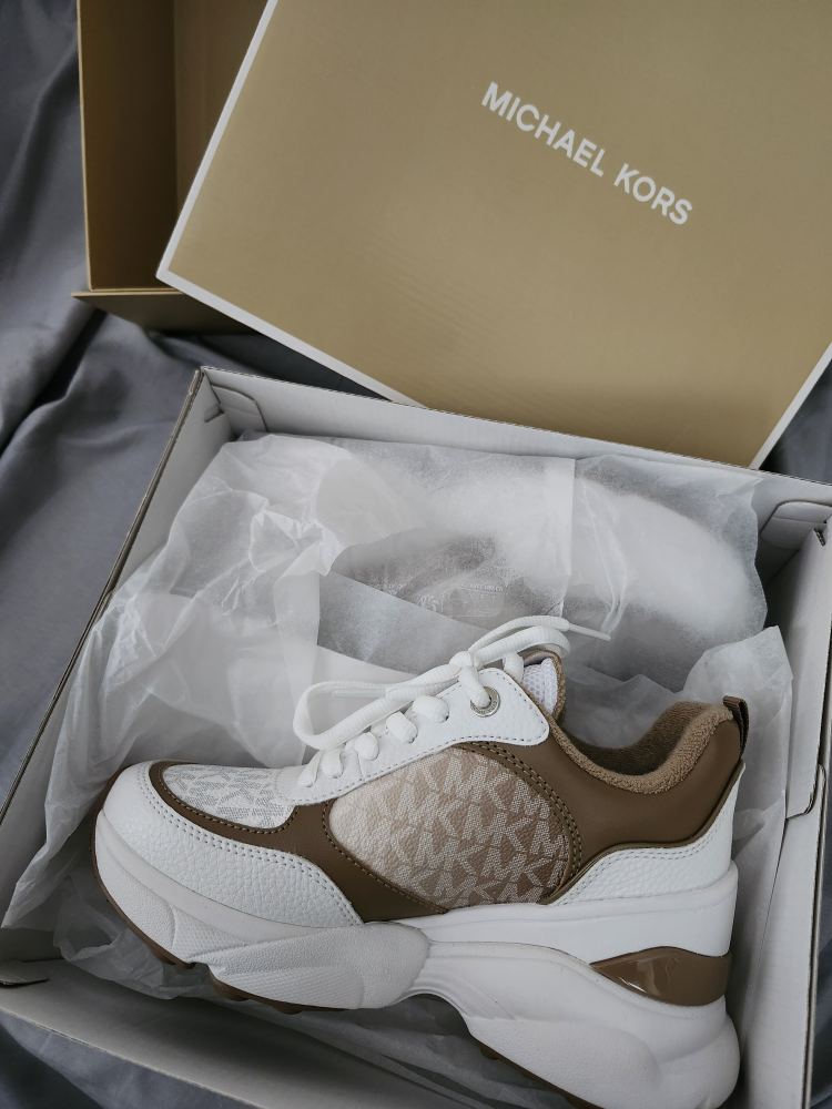 Michael Kors Women's Trainer Size 6.5