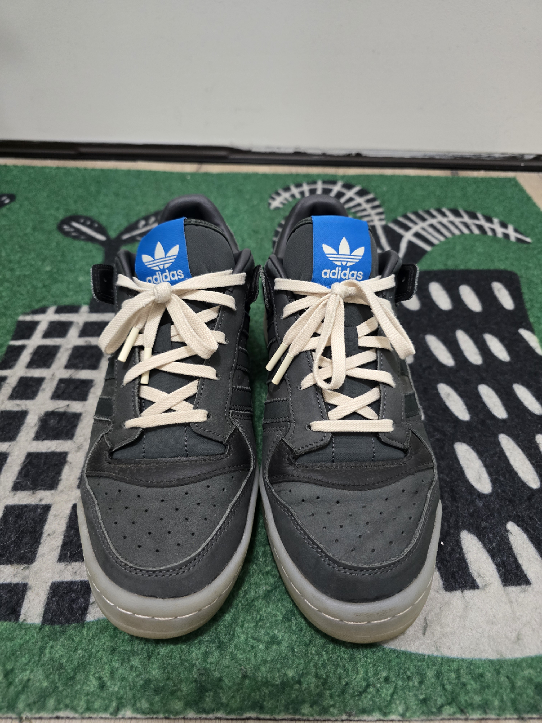 Adidas Forum Low Men's Sneakers - Size 10 - photo 3