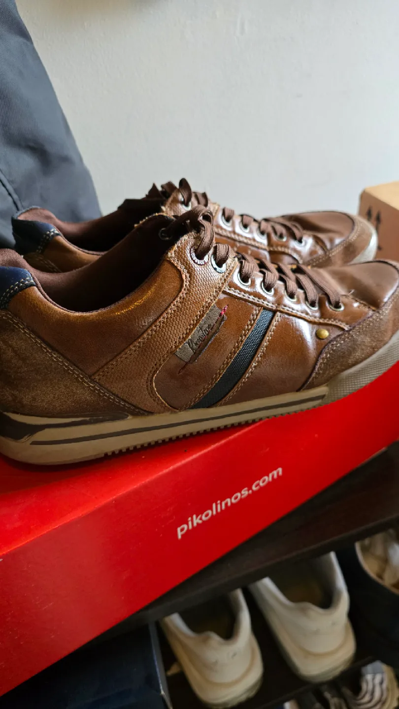 Riverstone Brown Leather Sneakers