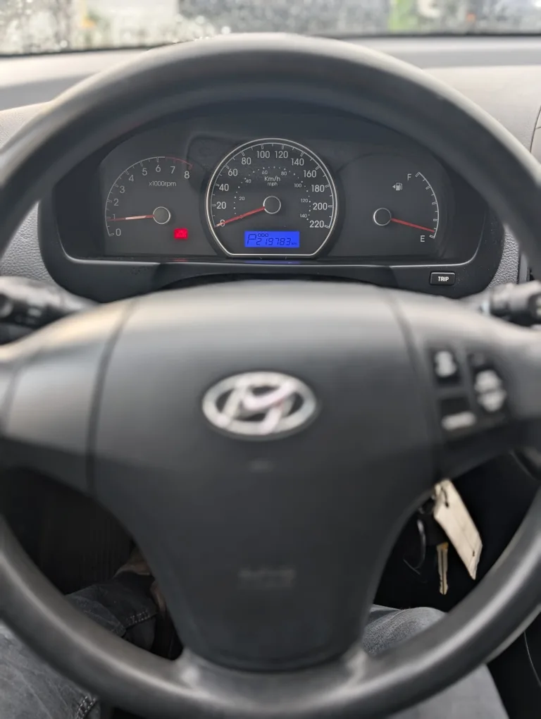 2010 Hyundai Elantra image indicator(10)