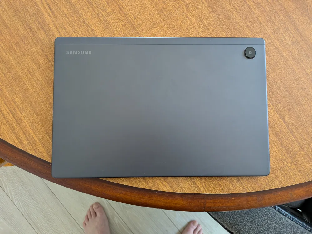 Samsung Galaxy Tab A 32 gb  - Great Condition! image indicator(5)