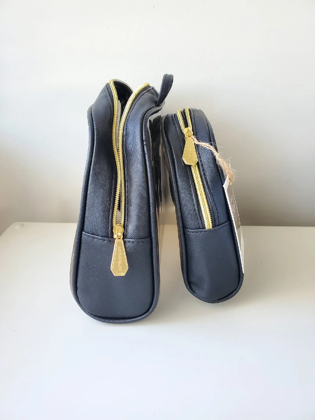 NEW 2-Piece Cosmetic Bag Set image indicator(2)