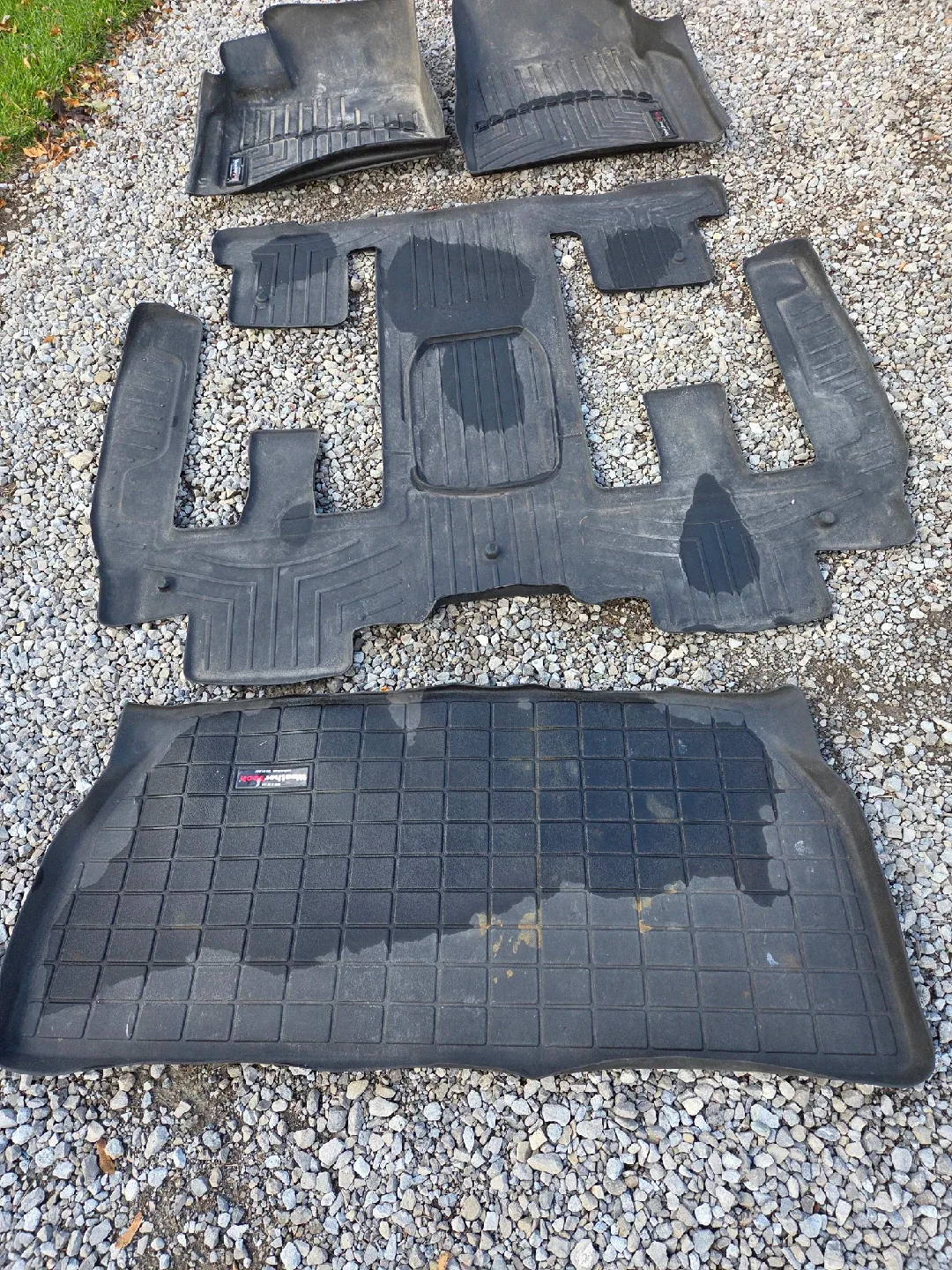 weather tech matts for buick Enclavec image indicator(4)