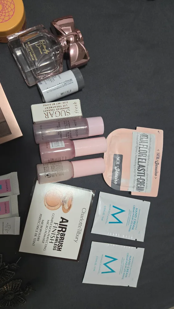 Mixed Beauty Lot - Makeup, Skincare, Fragrance Samples & More! image indicator(2)