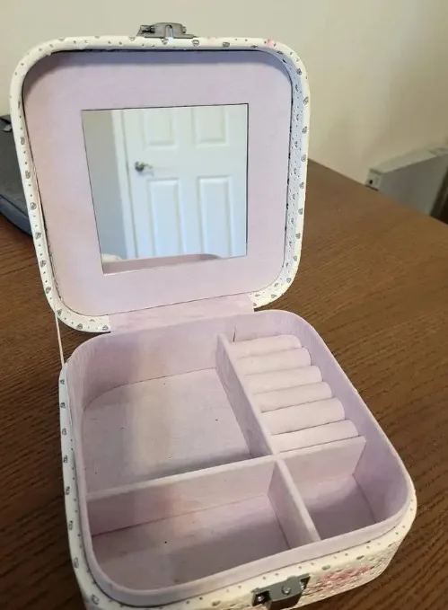 Butterfly Design Jewelry Box🥕 image indicator(3)