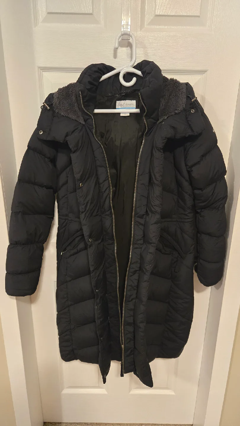 Columbia Black Puffer Coat image indicator(3)