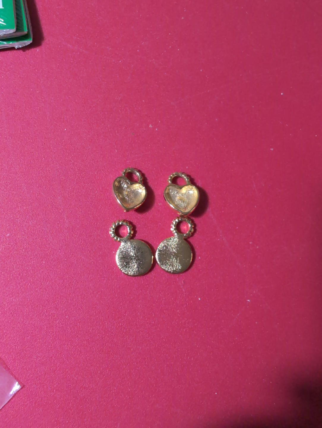 Vintage Gold Tone Heart & Coin pendants🥕 - photo 3