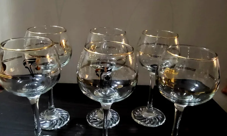 6-piece wine glasses image indicator(3)