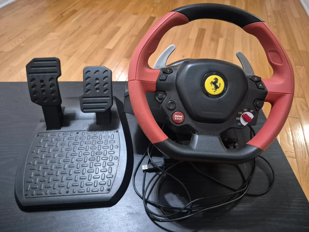 Thrustmaster Ferrari Racing Wheel & Pedals thumbnail