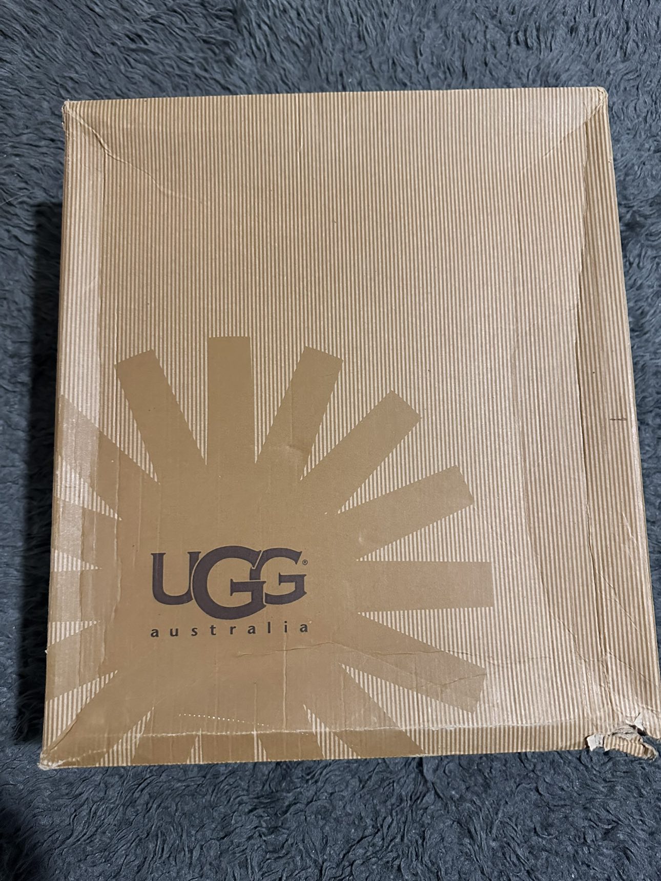 UGG BOOTS