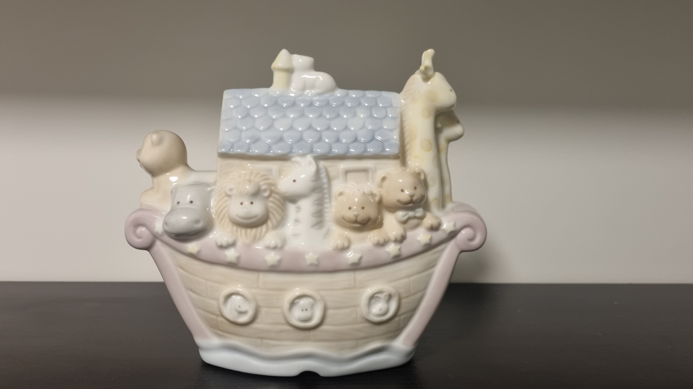 Noah's Ark Figurine - photo 3