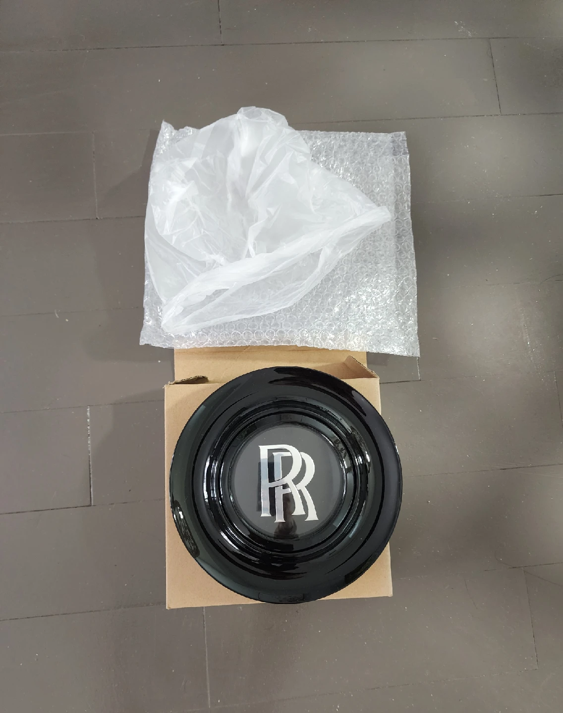 Rolls Royce Floating Wheel Center Cap (4pc)