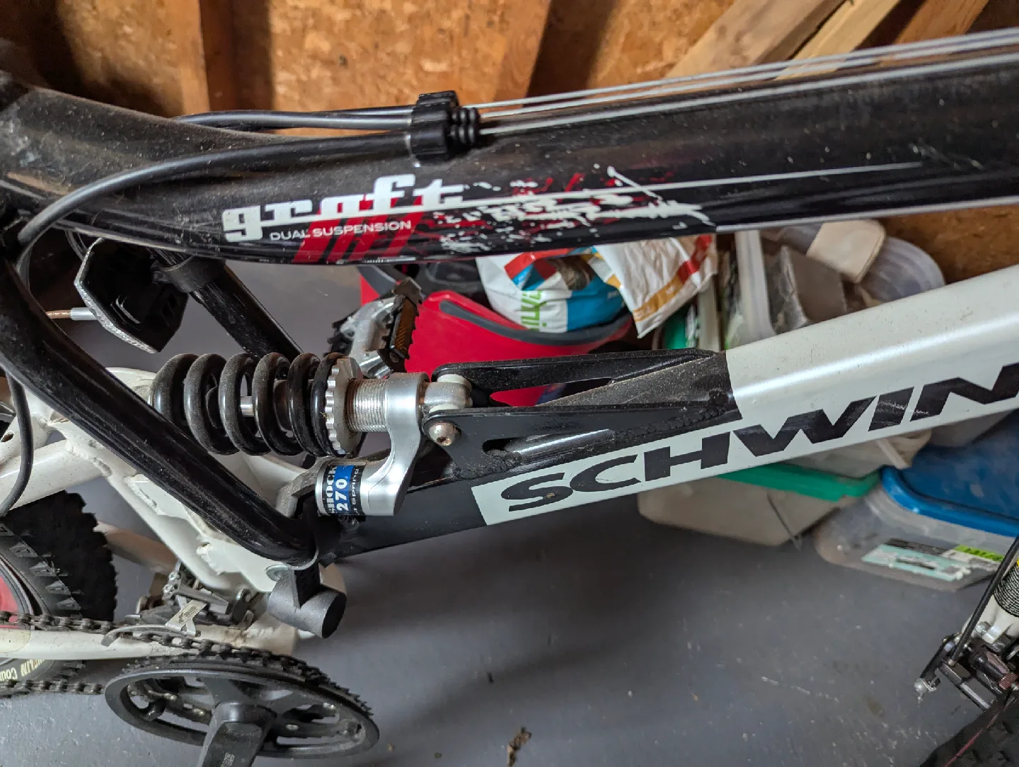 Schwinn Graft Dual Suspension Mountain Bike image indicator(5)