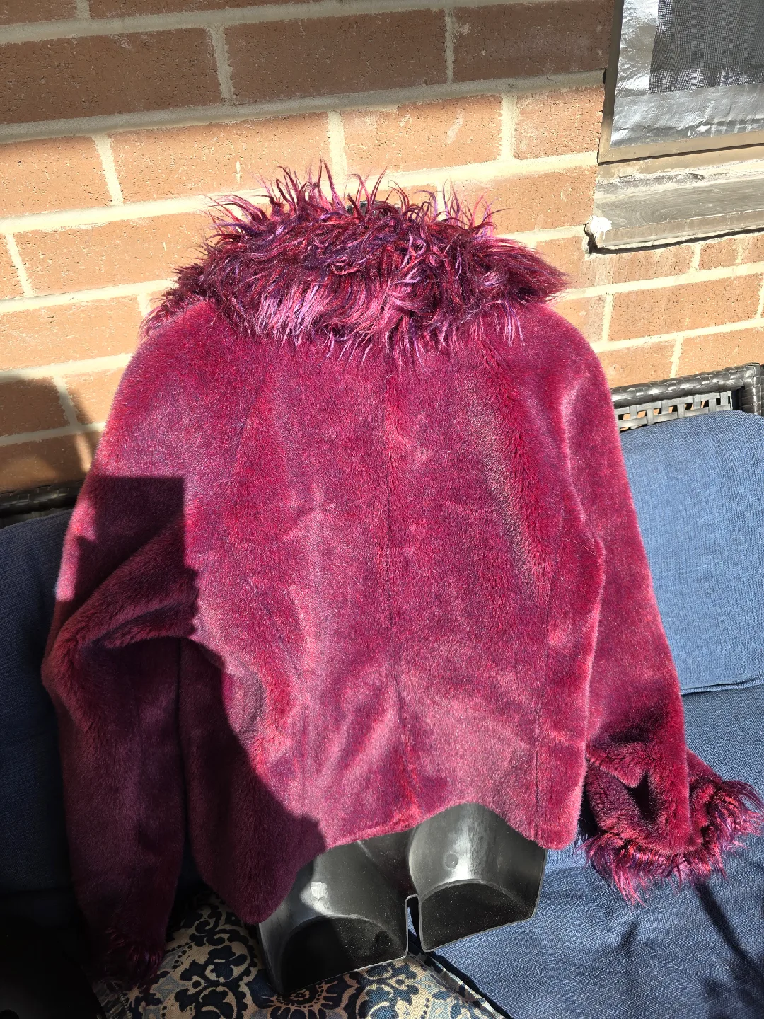 Burgundy Faux Fur Jacket size М- L image indicator(3)