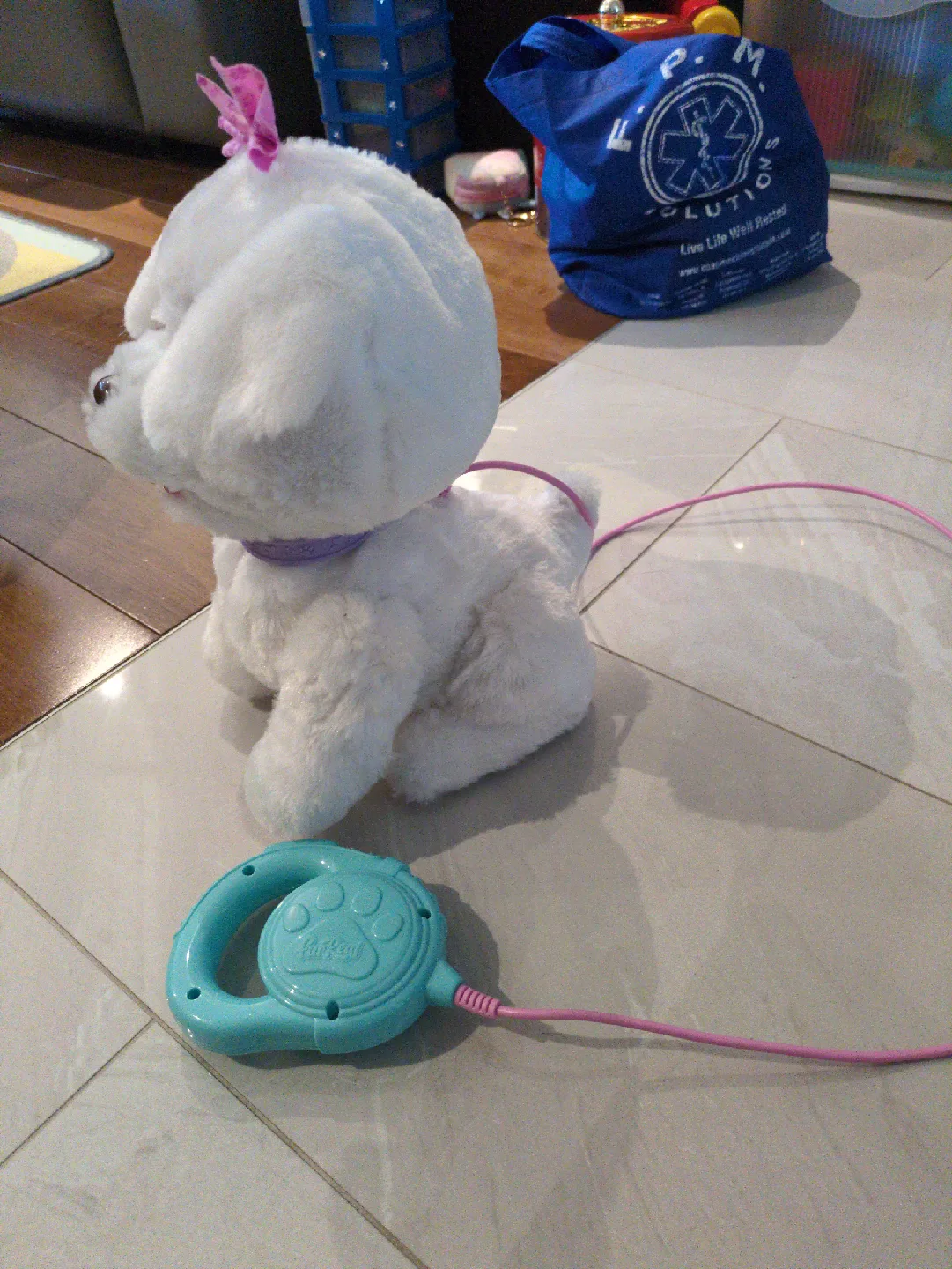 FurReal Walkalots Lil' Wags White Puppy Toy image indicator(2)