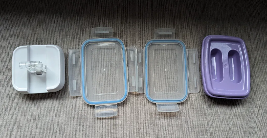 Assorted Storage Containers Lids thumbnail