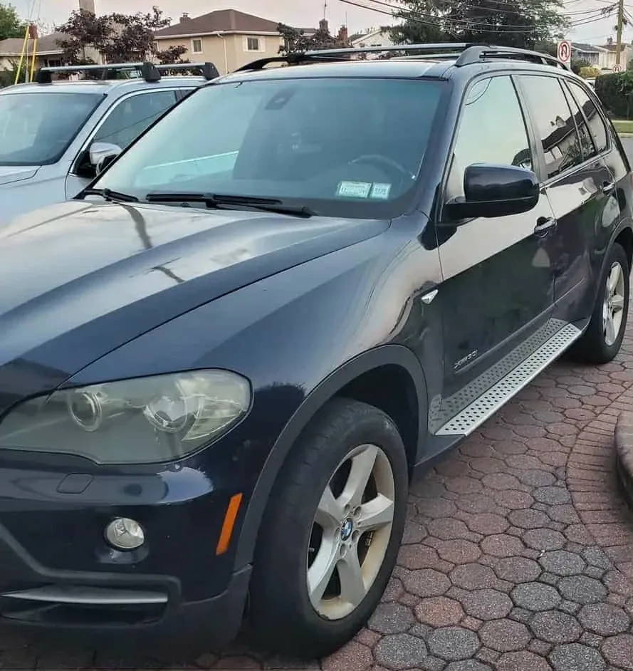 BMW X5 SUV image indicator(5)