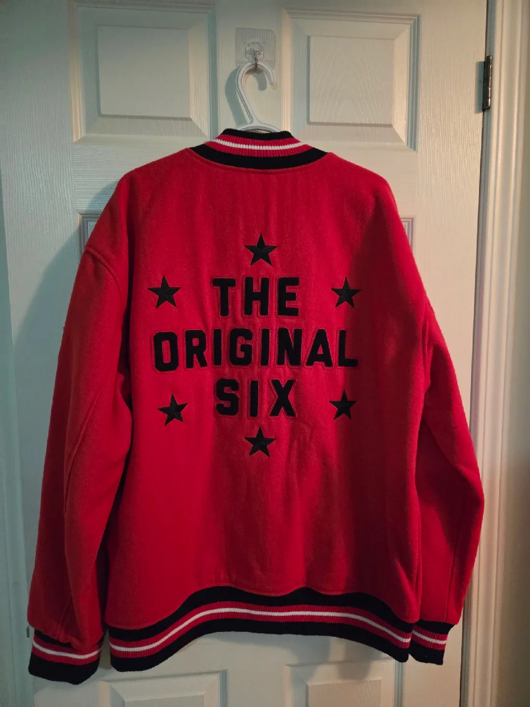 October's Very Own Chicago Blackhawks Jacket XXL image indicator(2)