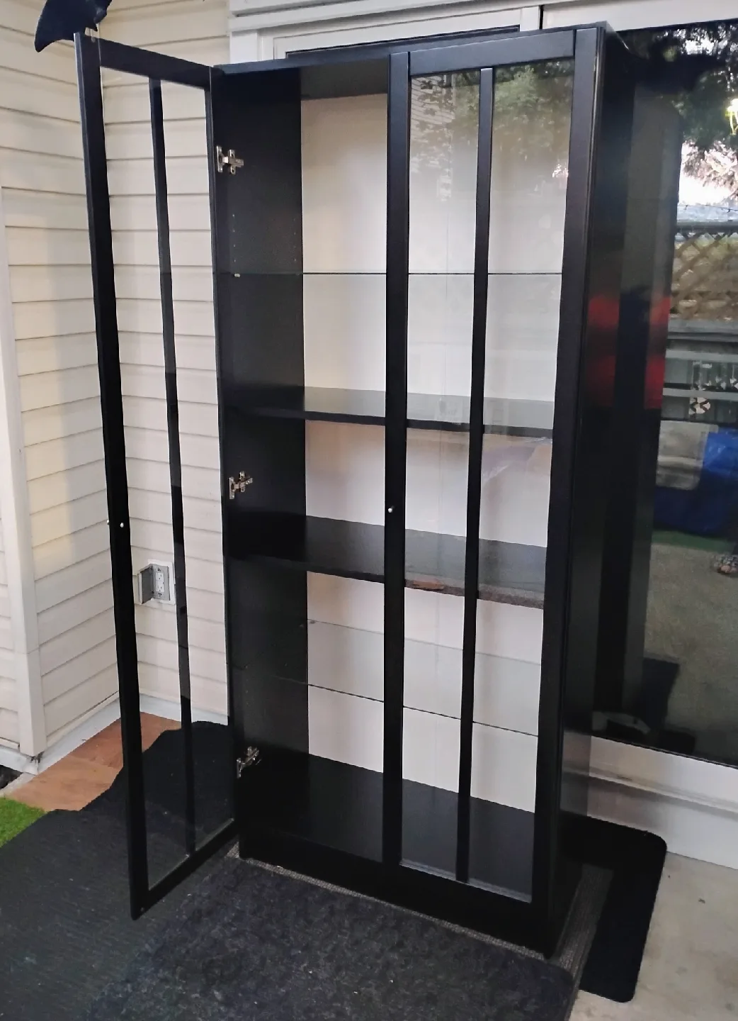 Black Display Cabinet image indicator(2)