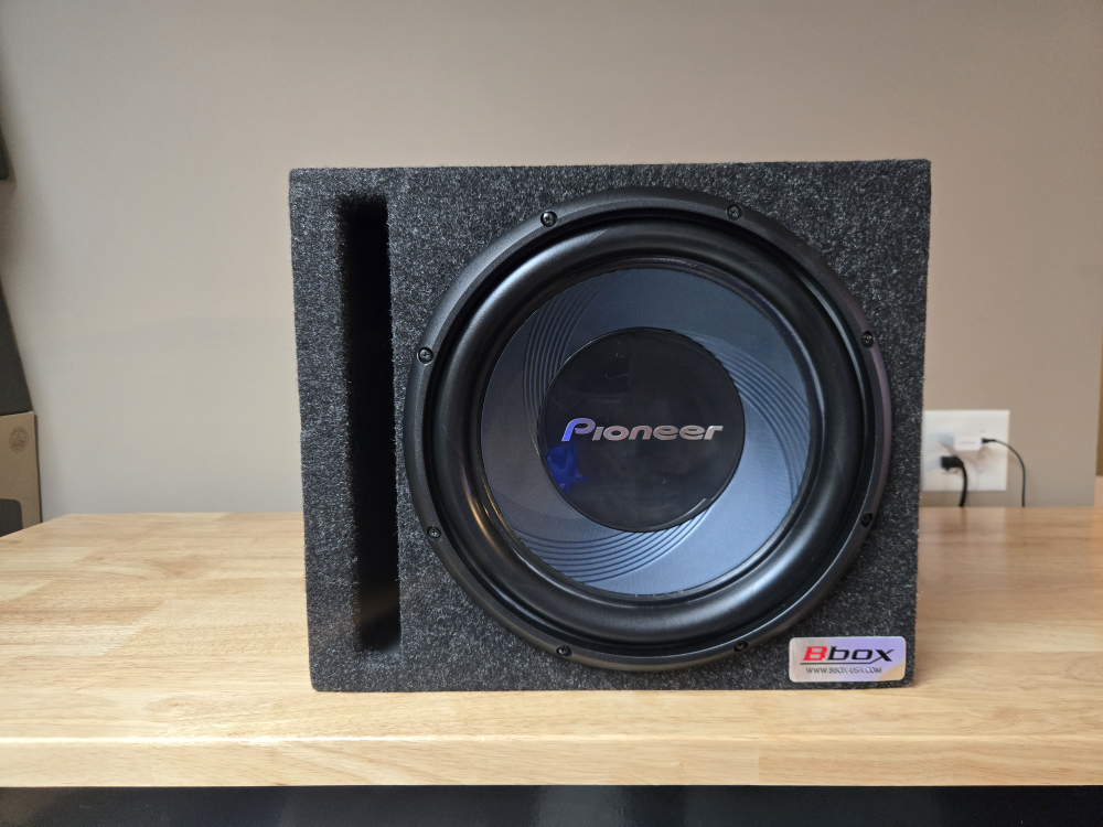 Brand New Pioneer 12" Subwoofer With SPL Vented Enclosure