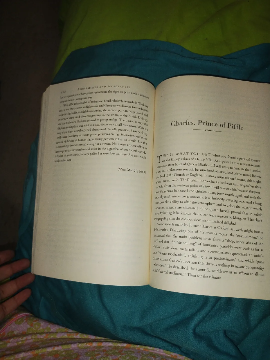 Arguably Essays by Christopher Hitchens image indicator(4)