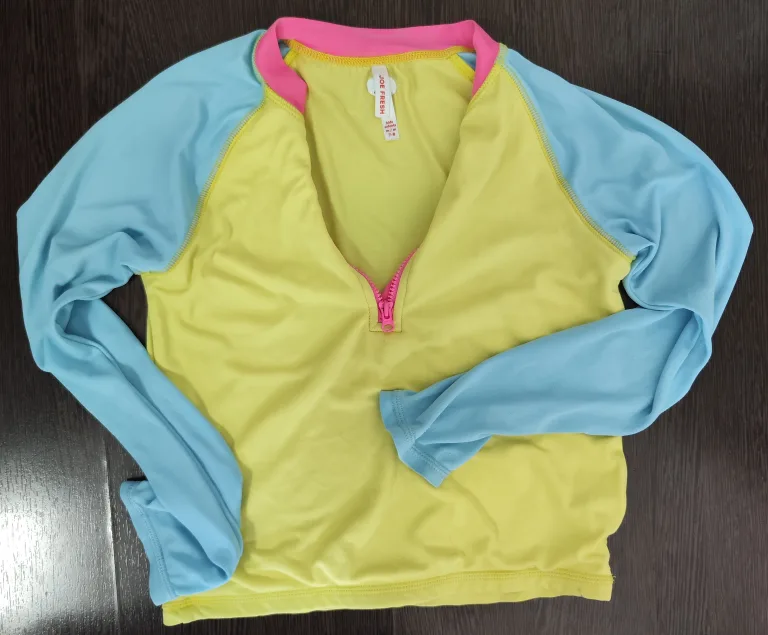 Bundle of Women's Clothing image indicator(3)