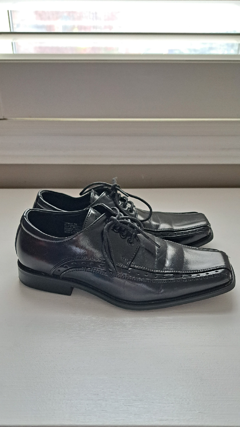 Stacy Adams Black Leather Dress Shoes, Size 4M - photo 3