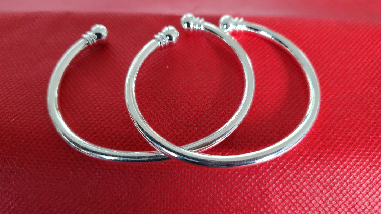 Silver SS Bangles (Pair) image indicator(2)