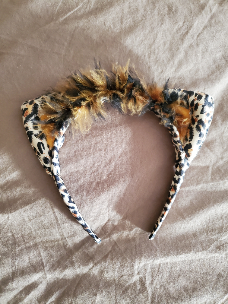 Leopard Furry Ears Headband 🥕