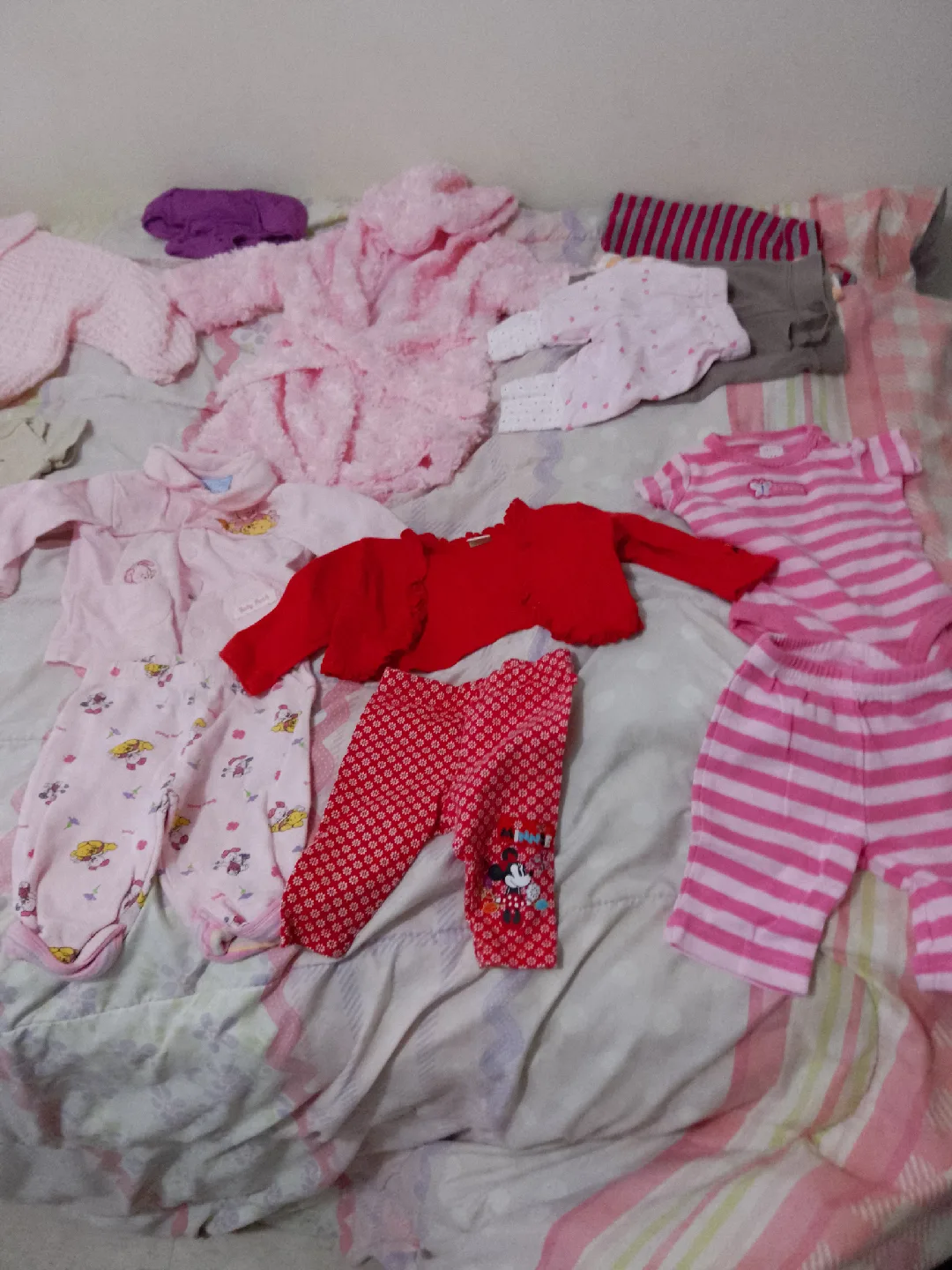 Mixed Baby Clothes Bundle - Newborn to 3 Months image indicator(3)