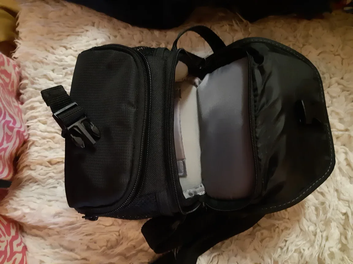 Sony Camera Bag - Black image indicator(2)