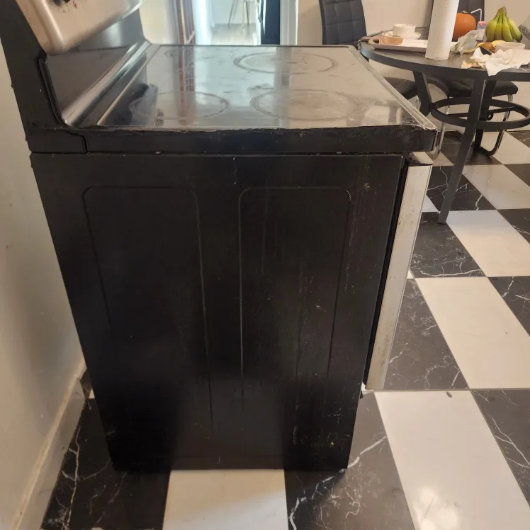 GE Electric Range - Stainless Steel image indicator(5)