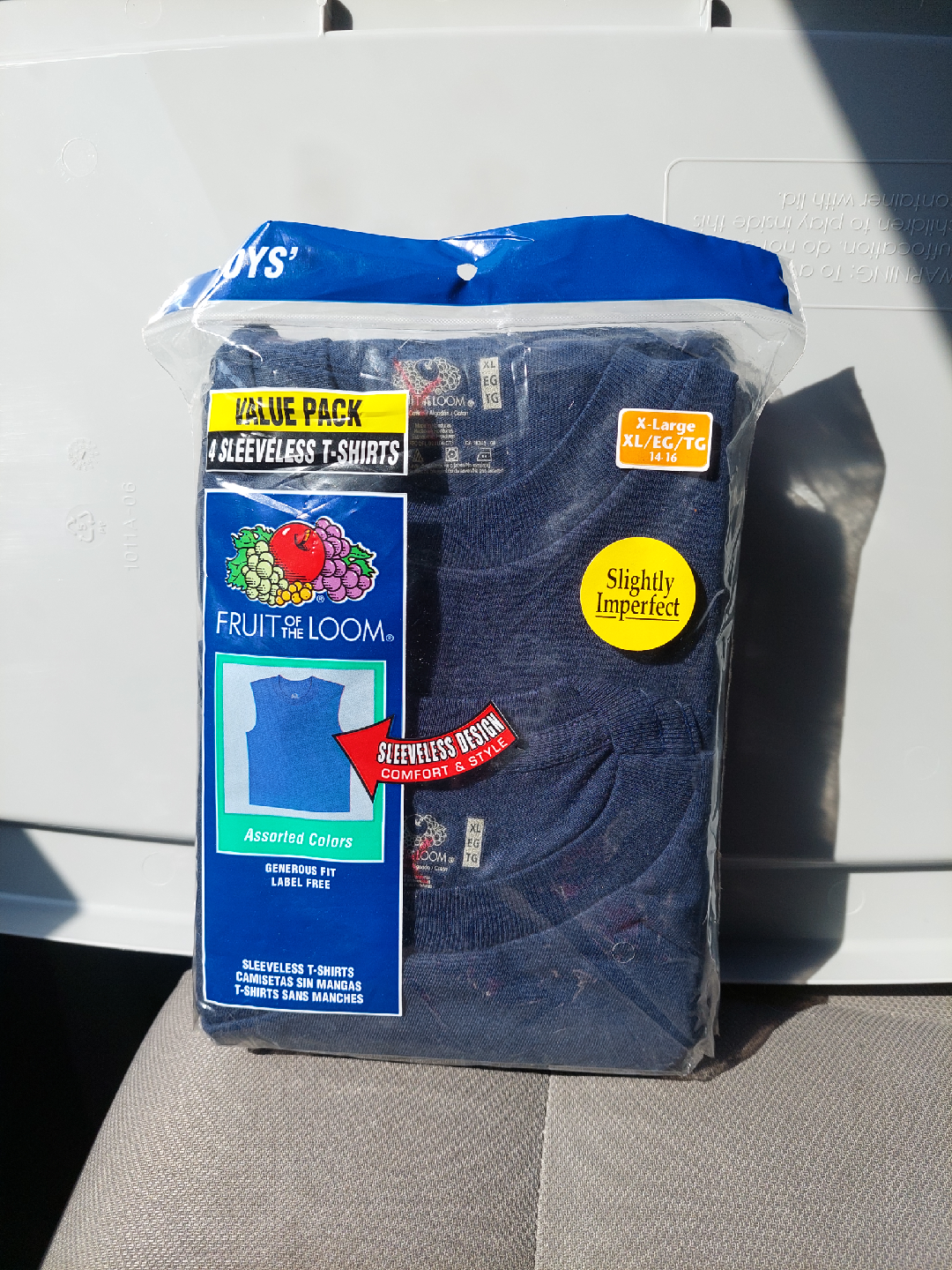 Fruit of the Loom XL Sleeveless T-Shirts - 4 Pack