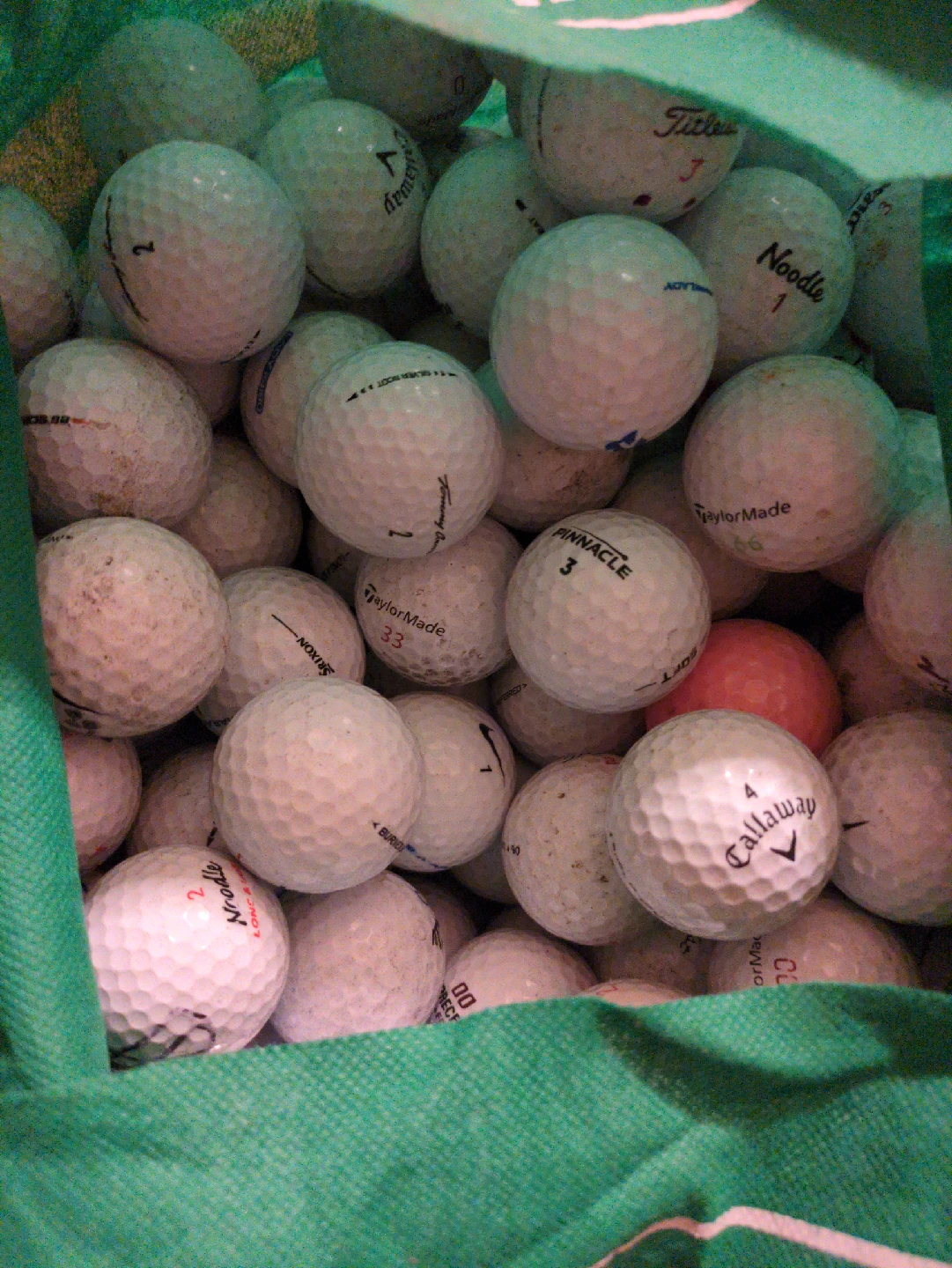 Mixed Golf Balls - 10 for 3$