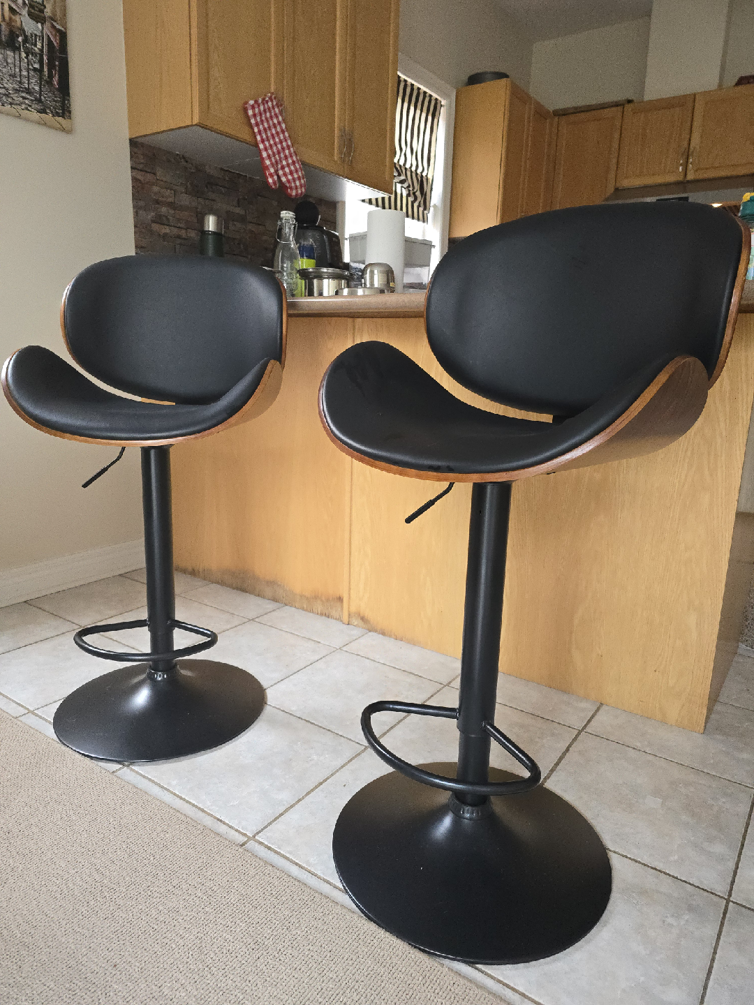 Set of 2 Black & Wood Bar Stools - photo 2