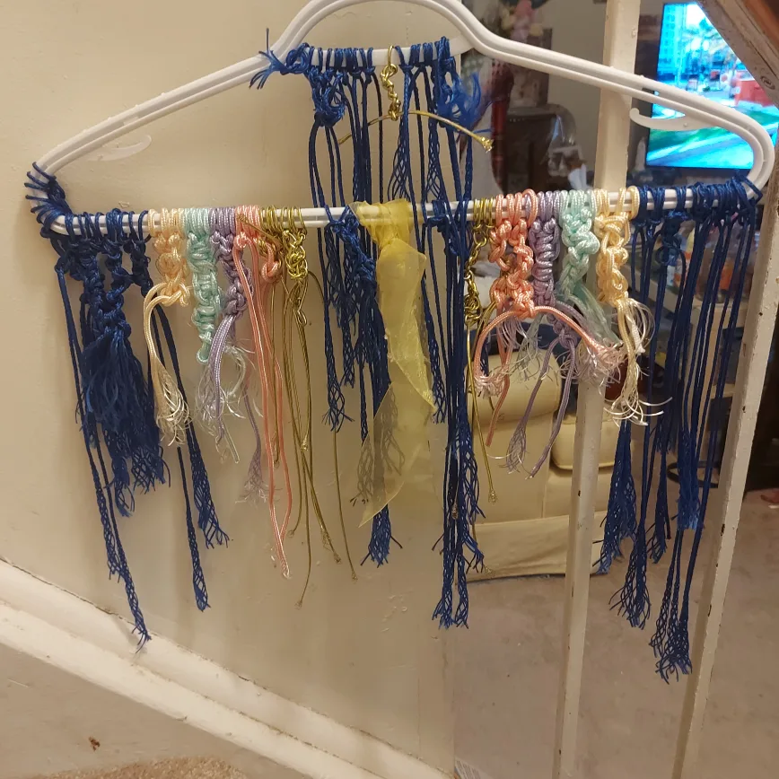 Hanging Macrame Wall Decor thumbnail