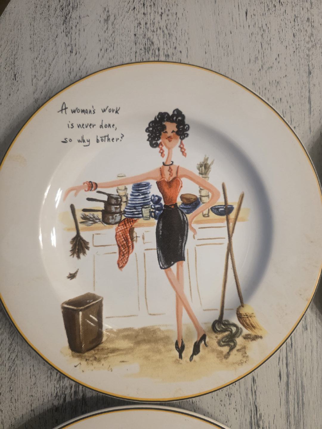 Decorative Plates with Humorous Designs - photo 2