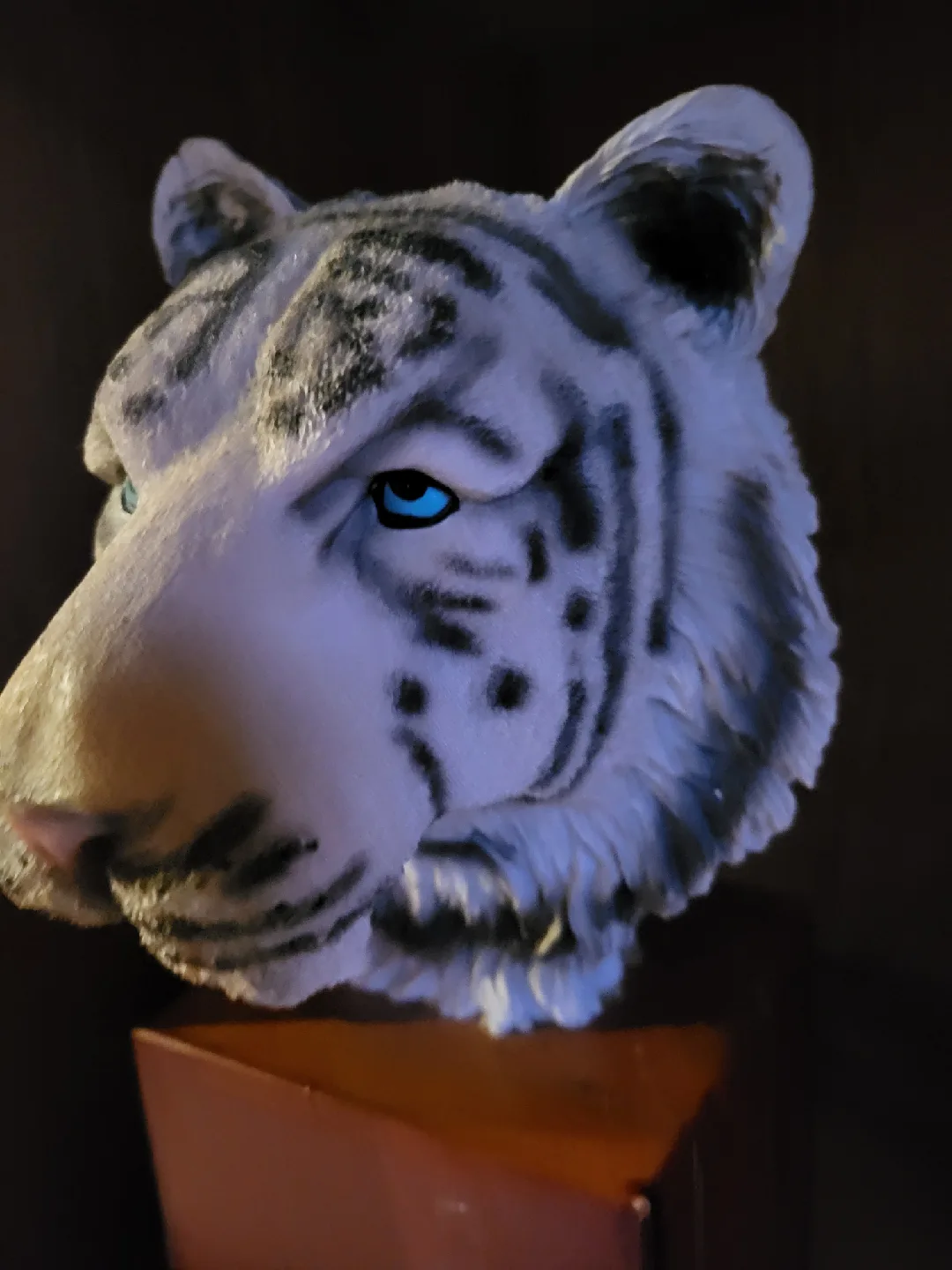 White Tiger Head Statue image indicator(3)