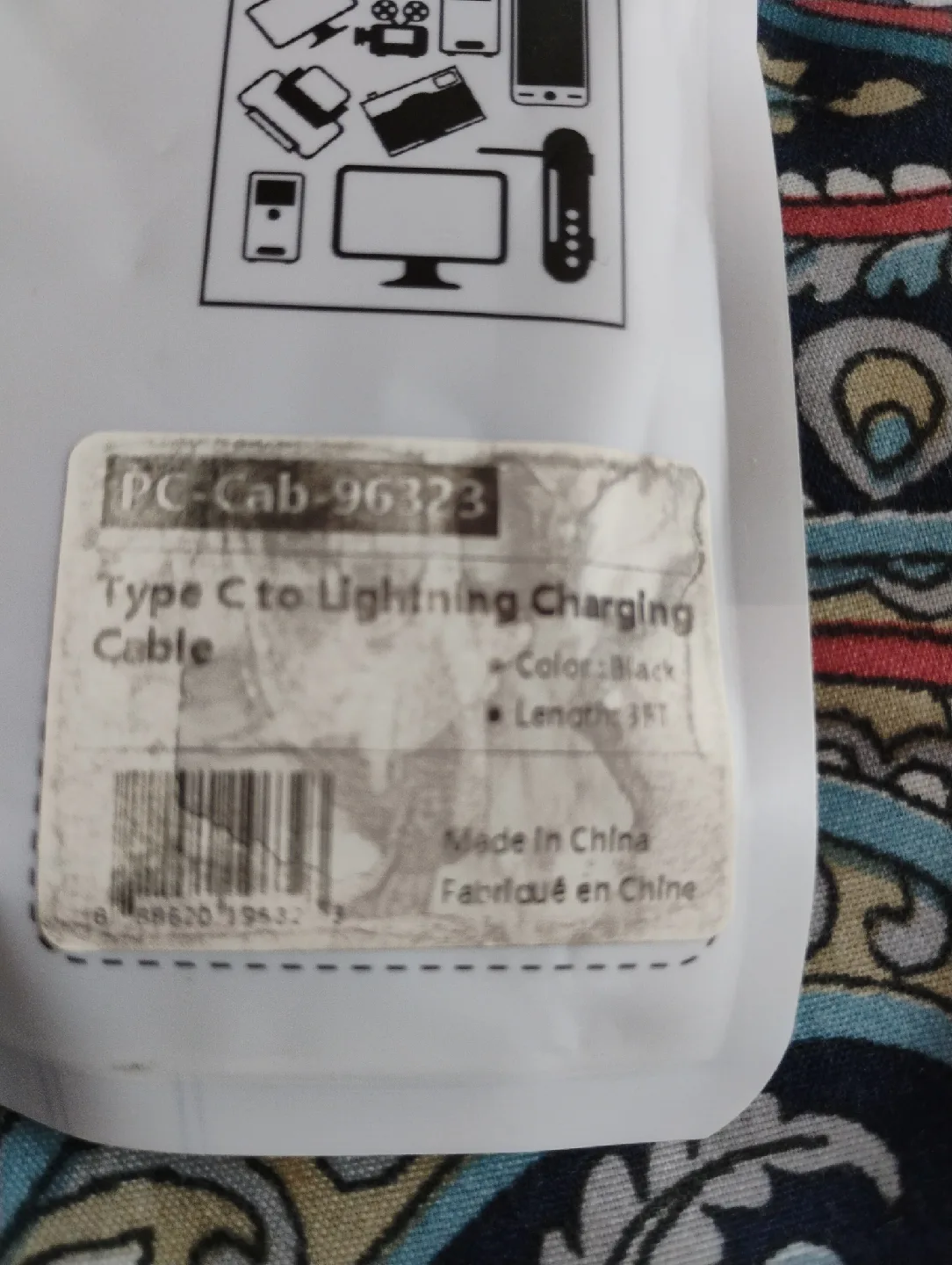 🧡Type C to Lightning Charging Cable - Black image indicator(2)