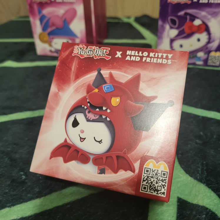 Yu-Gi-Oh! x Hello Kitty and Friends McDonald's toy - photo 3