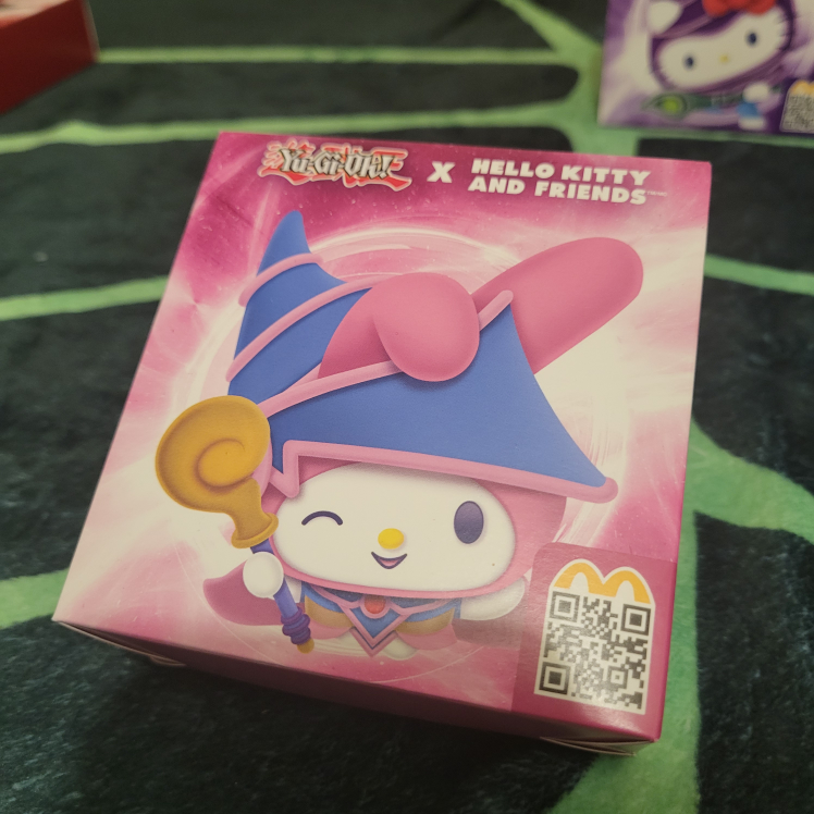 Yu-Gi-Oh! x Hello Kitty and Friends McDonald's toy - photo 4