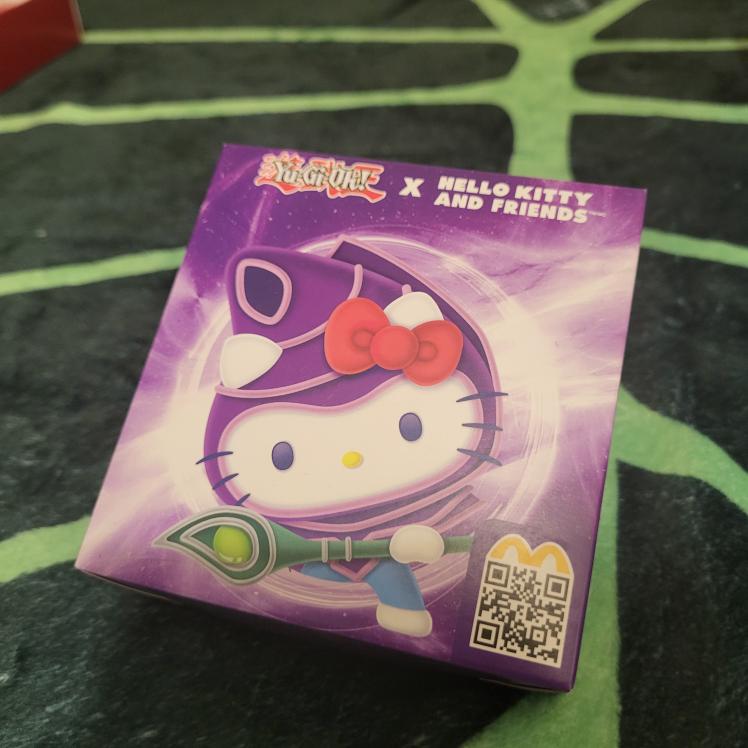 Yu-Gi-Oh! x Hello Kitty and Friends McDonald's toy - photo 5