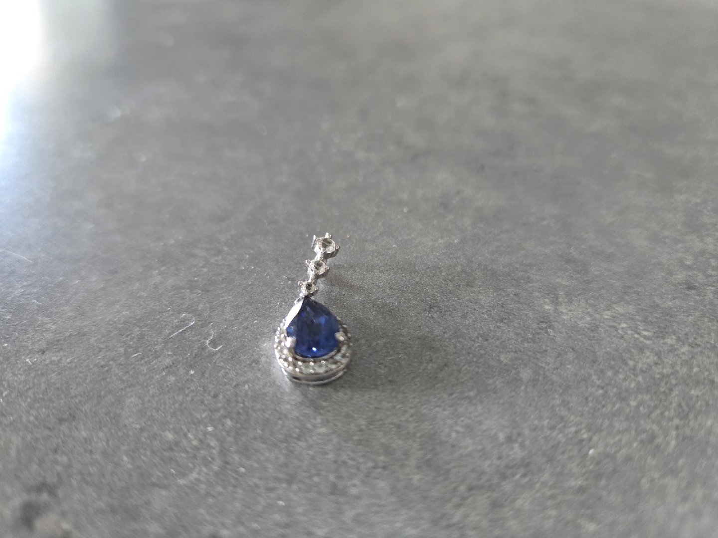 10K White Gold Blue Sapphire and Diamond Pendant - photo 2