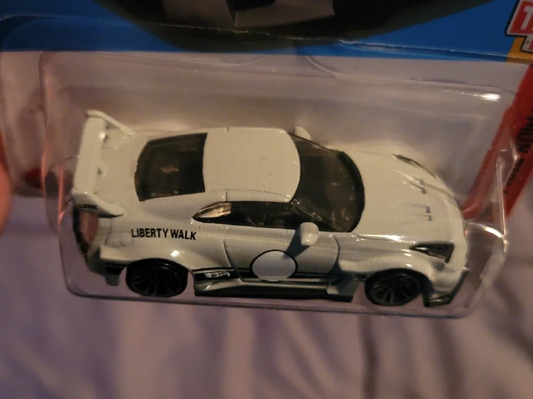 New Hot Wheels LB-Silhouette Works GT Nissan 35GT-RR Ver.2 image indicator(4)