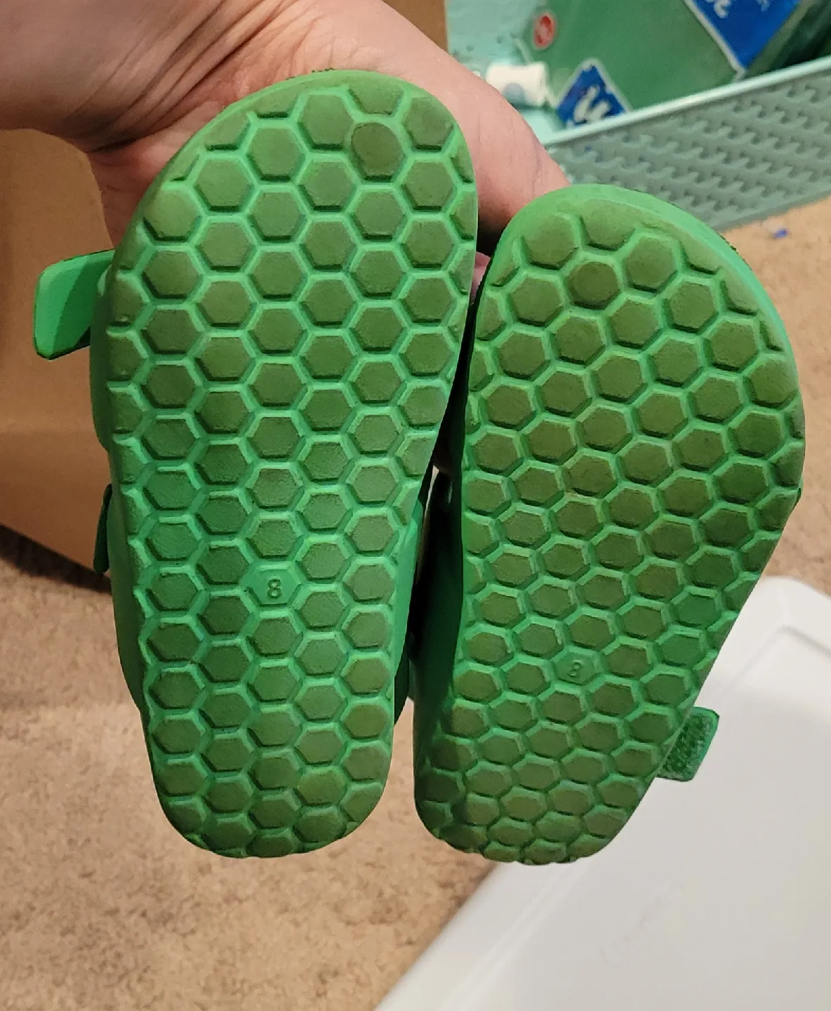 Cat & Jack Green Sandals Size 8 Toddler image indicator(3)