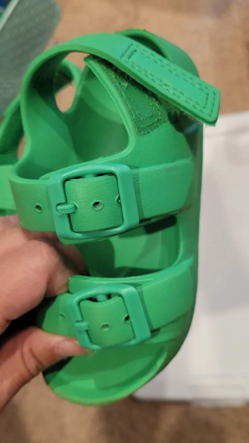 Cat & Jack Green Sandals Size 8 Toddler image indicator(5)