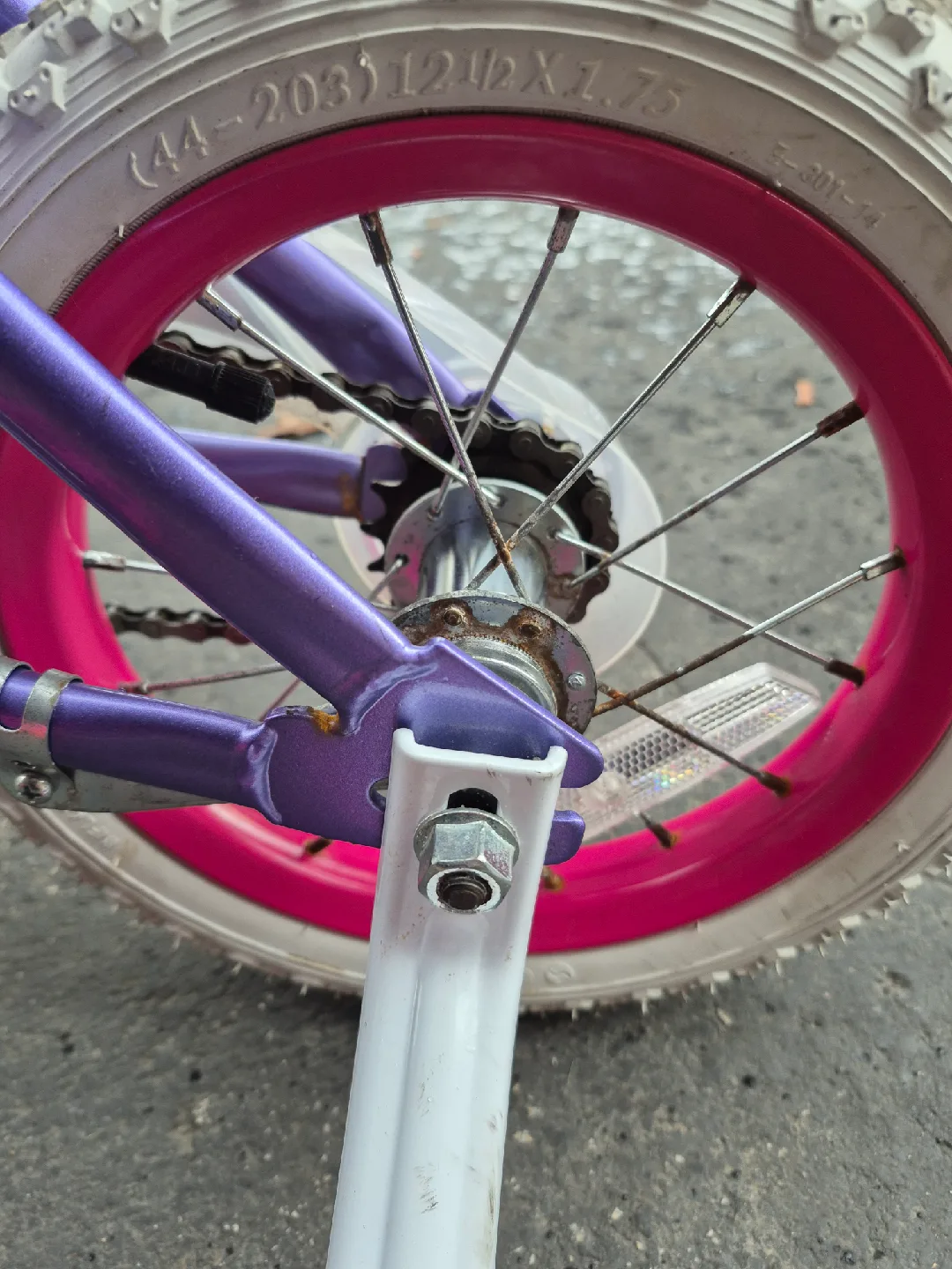 Razzle Kids' Bike - Pink & Purple - Great Fun Bike image indicator(5)